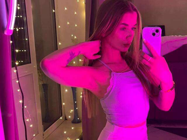 DASHENKAA free sexy photo