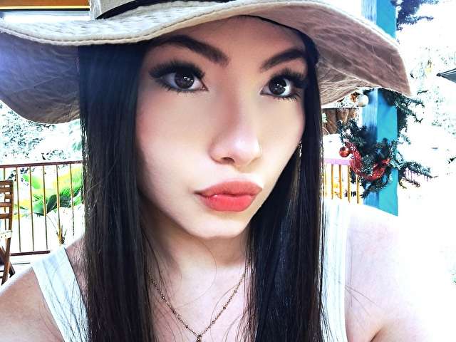 VIOLET1 free sexy photo