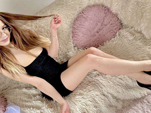 ALICECUTE21 free sexy photo
