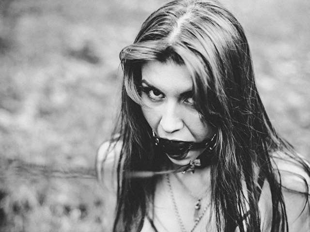HOFFMANGWEEN free sexy photo