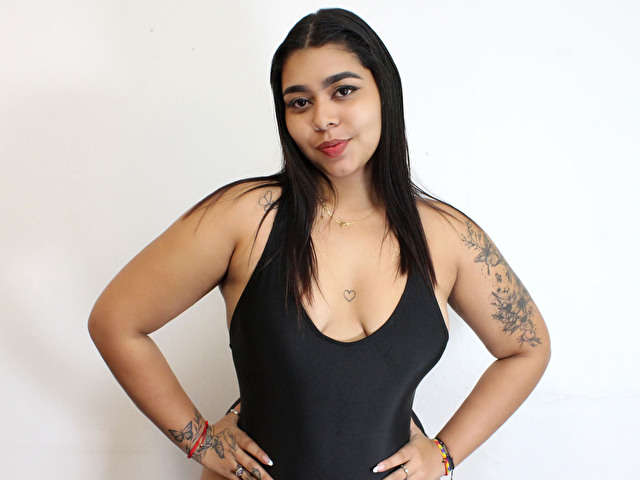 CHANNELCRUZ free sexy photo