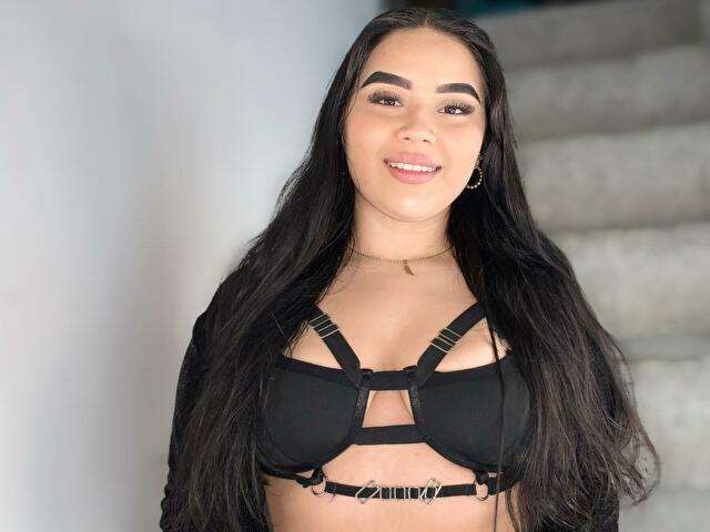 ISABELASWEET free sexy photo