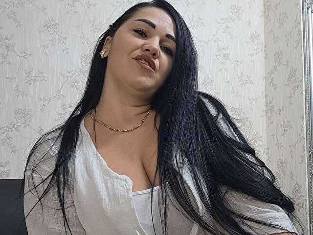 VICKYDIVINEE free sexy photo