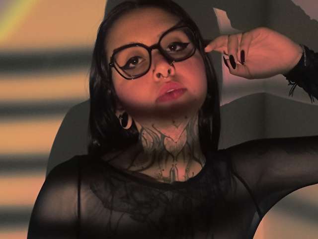 GHANIMA free sexy photo