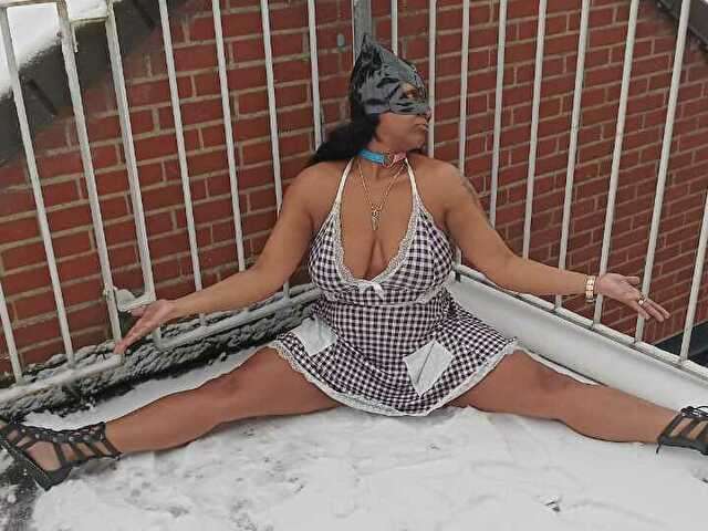 MOEPSIE free sexy photo