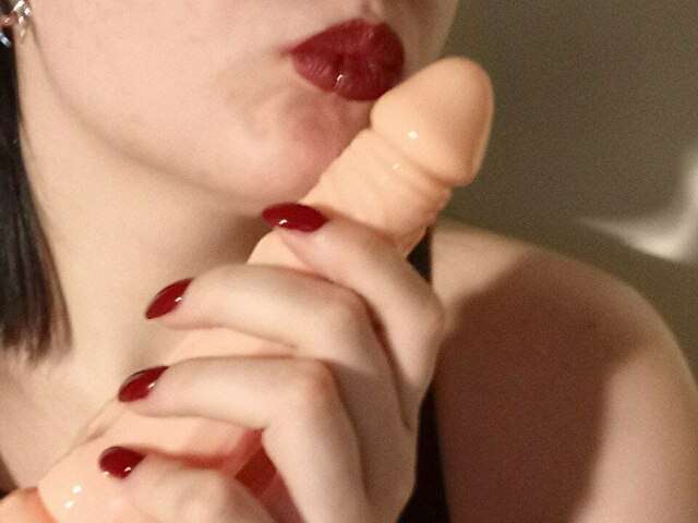 RACHELROCKS free hard sexy photo