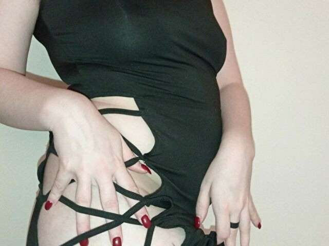 RACHELROCKS free sexy photo
