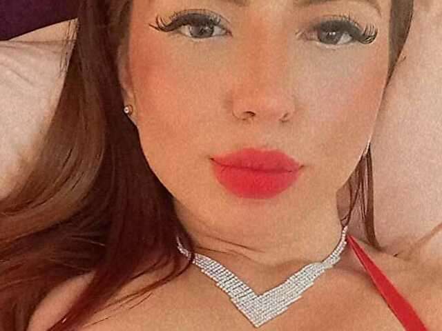 IVONNESAENZ free sexy photo