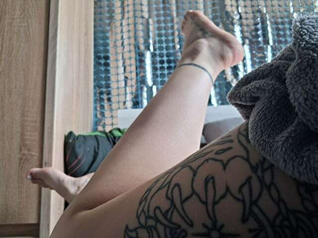 ERERRASS free sexy photo