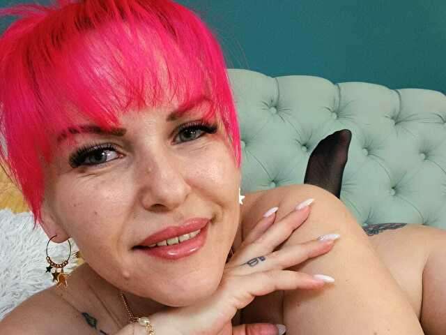 LIZZIE free sexy photo