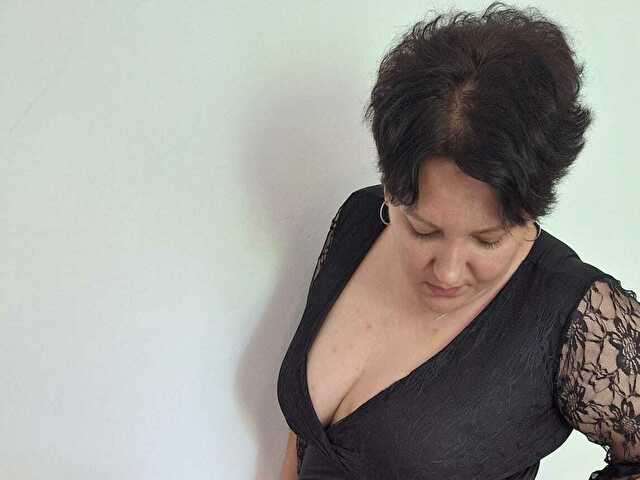 MAYABLOWSYOU free sexy photo