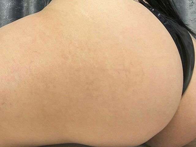SELENAMARI free sexy photo