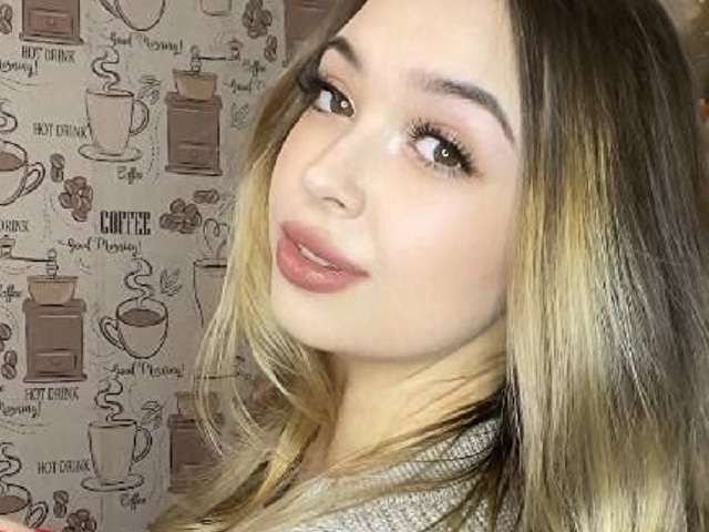 YULIANNAX free sexy photo
