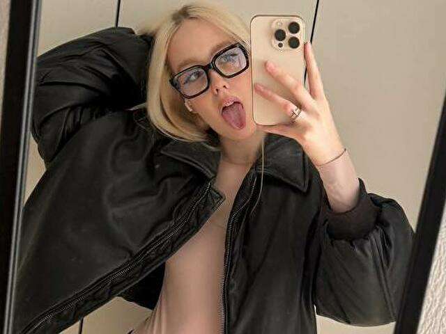 WILDALICE free sexy photo