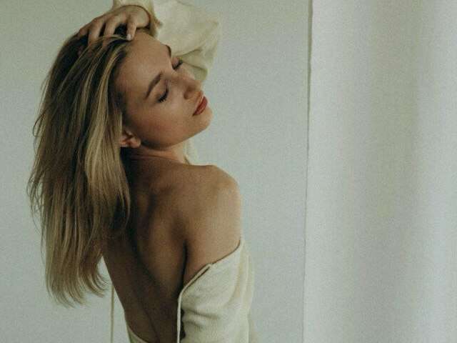 LUNASOL free sexy photo