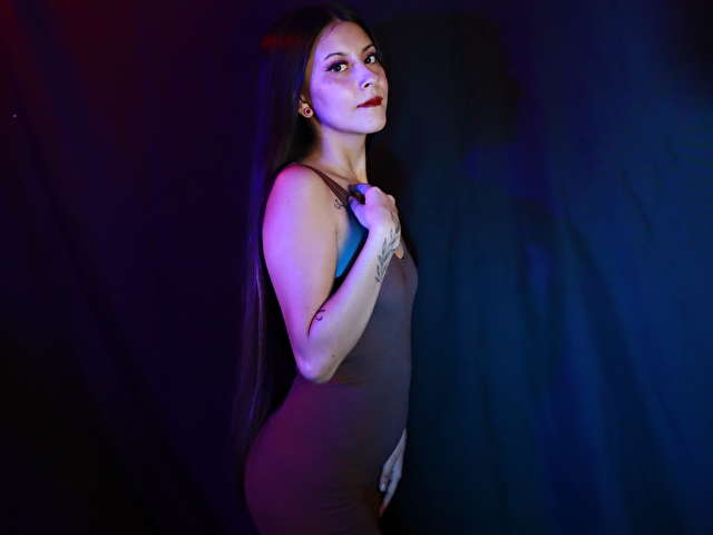 YLIRIA free sexy photo