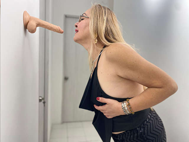 VICTORIAFIRE free hard sexy photo