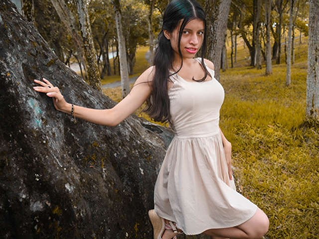 ROSSEFIRE free sexy photo
