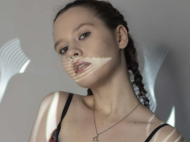 AERRINN free sexy photo