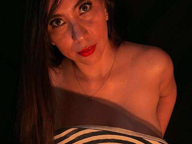 FREYARAVENWO free sexy photo
