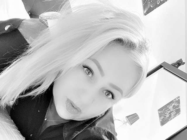 HOTKRYSTAL free sexy photo