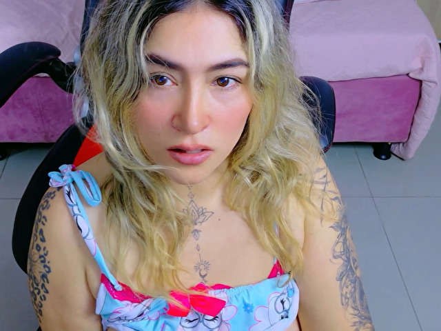 EMILYPARKERR free sexy photo