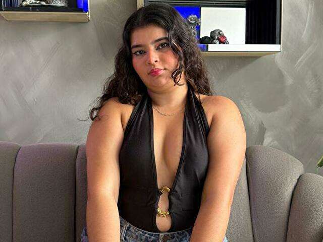 SALOMEEVANZ free sexy photo