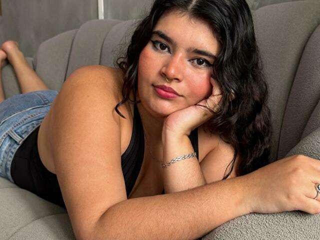 SALOMEEVANZ free sexy photo