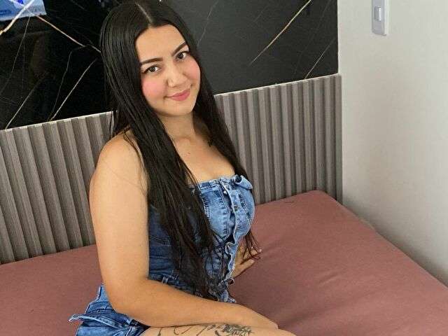 KATTYROJAS free sexy photo