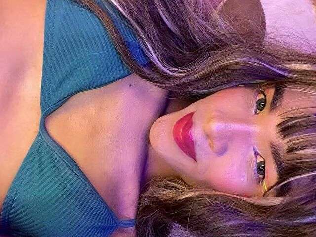 SAMANTHA1 free sexy photo