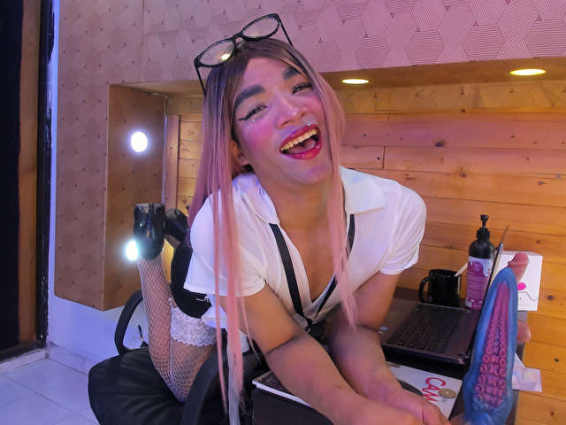 SAMANTHA1 free sexy photo