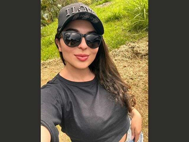 JULIAMADO free sexy photo
