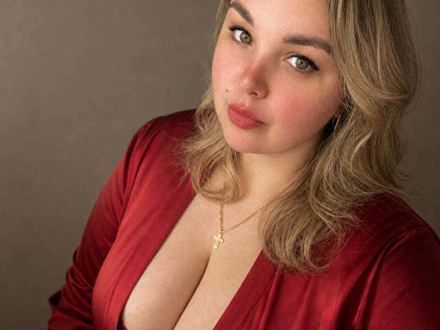 SUGARPLUMP free sexy photo