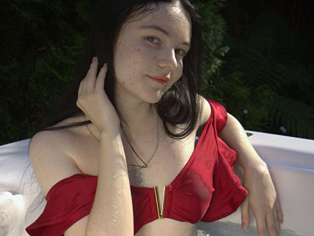 EMMYWOODS free sexy photo