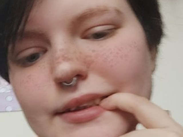 FLORAKISS1 free sexy photo