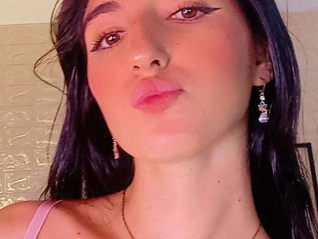 VALERIANOIR free sexy photo