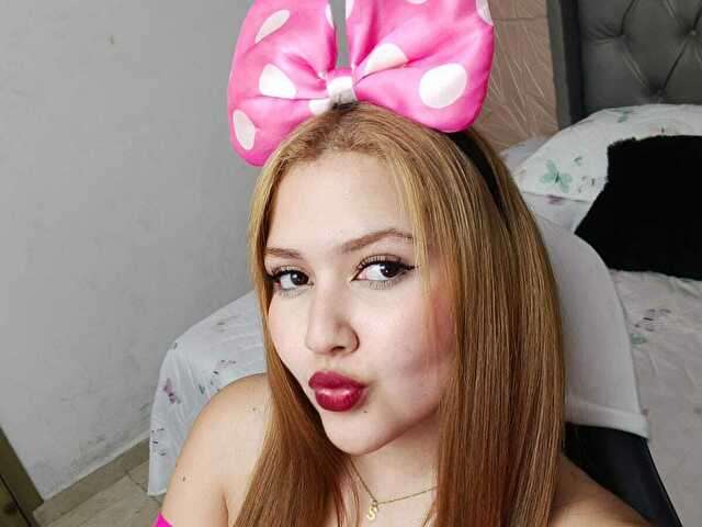 STEFFYCRUZ free sexy photo