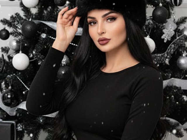 ELLIENOIRE1 free sexy photo