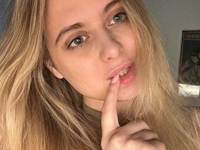 ALICEWANDER free hard sexy photo