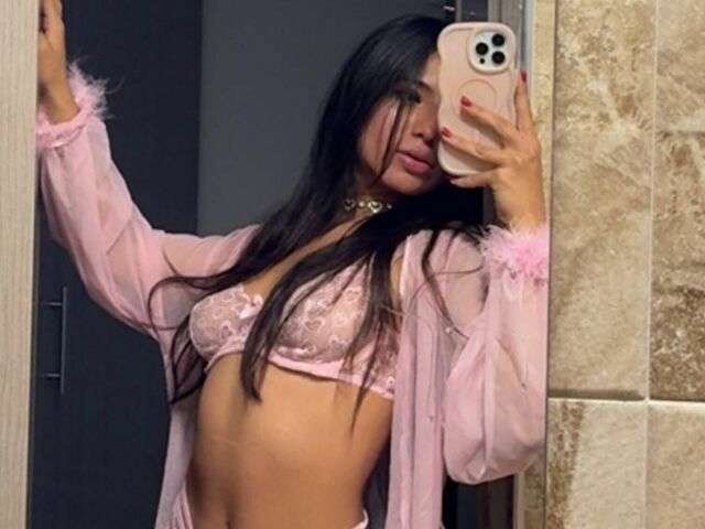 QUEENBLAZE free sexy photo