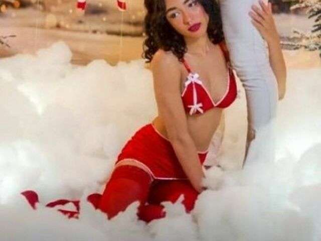 MOLINAUGTHY free sexy photo