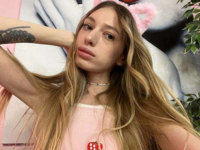MIAMMM free sexy photo