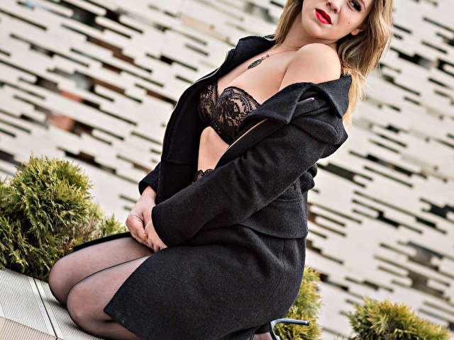 KAROLINAROSE free sexy photo