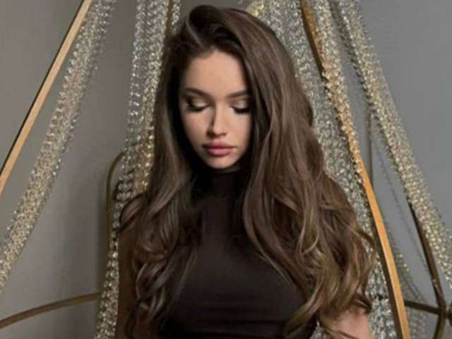 MAARY free sexy photo