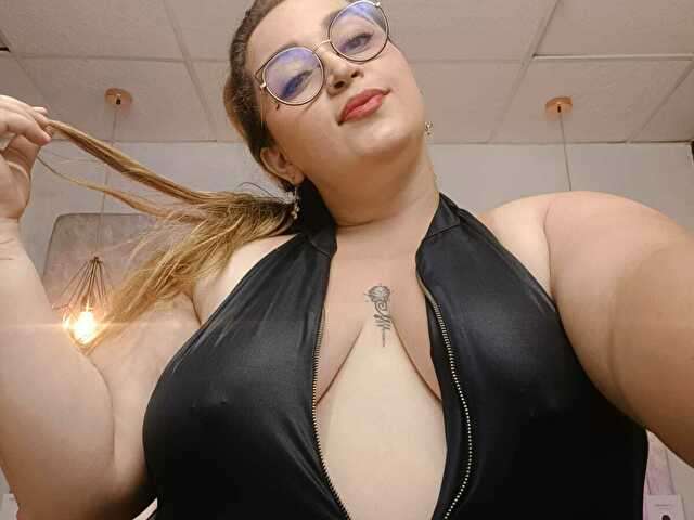 NATASHABLOND free sexy photo