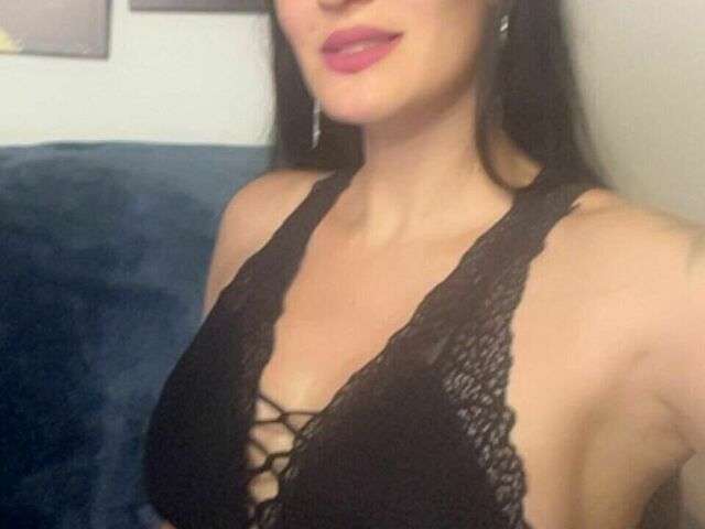 AGATAMOORE free sexy photo