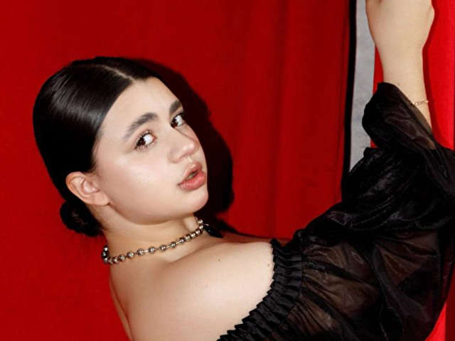 COURTNEYYK1 free sexy photo