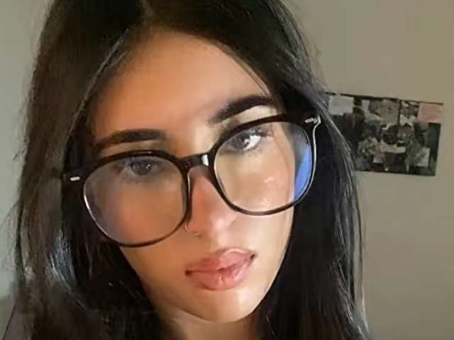 MAEXY free sexy photo