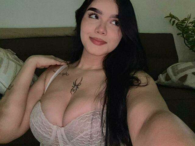 CAMILEMOREAU free sexy photo