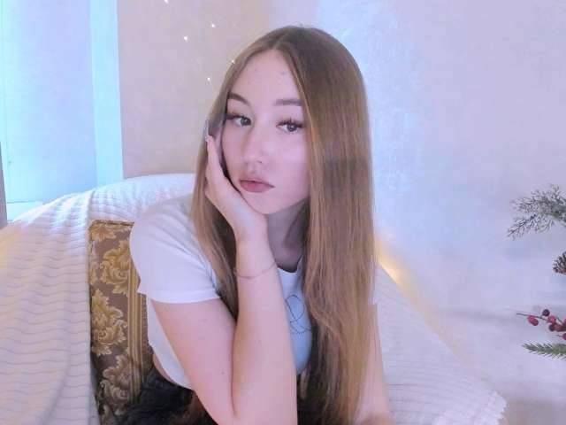 EMMAE free sexy photo